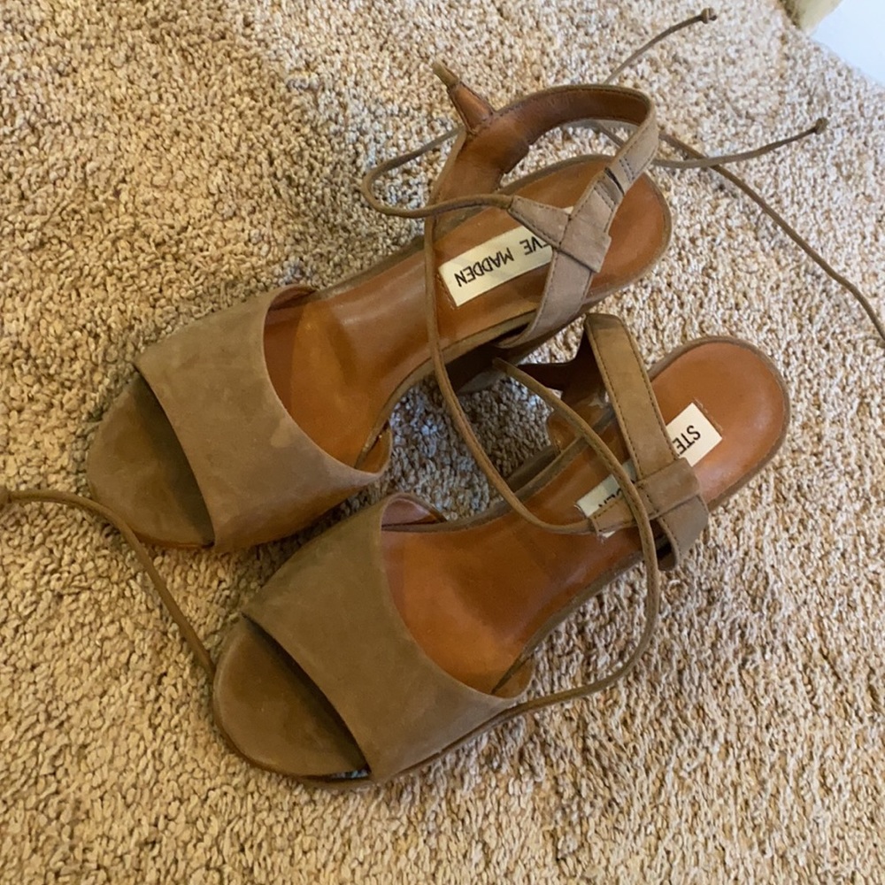 Steve Madden Block Heel. - image 3